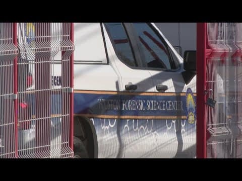 Person found dead in car after crashing through fence in northwest Houston