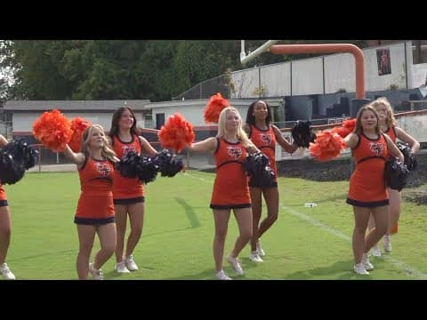 10Tailgate Week 3: Kingston Yellow Jackets cheer team!