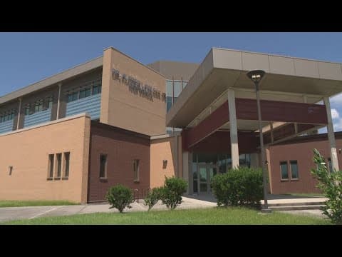 Lower Ninth Ward leaders rally to reopen MLK High School