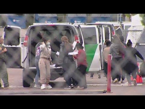 Migrants transported to San Diego shelters begin asylum process