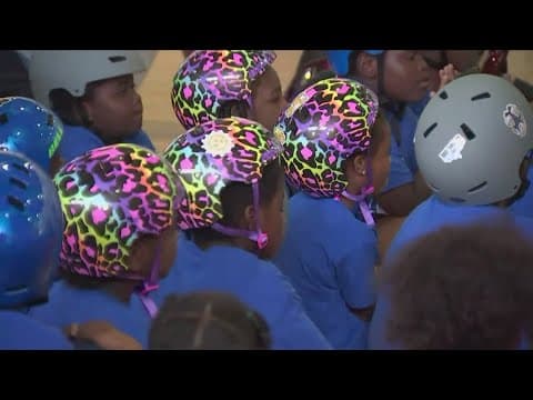 200 kids in DC get free bikes, helmets | Get Uplifted