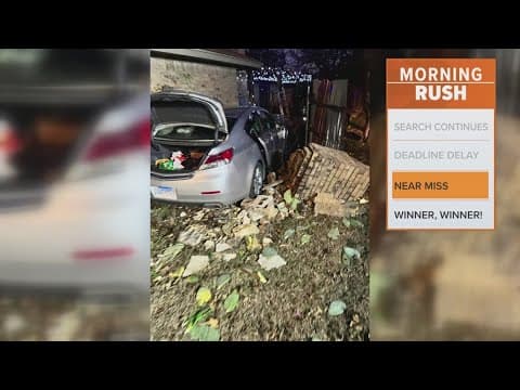 Car nearly crashes into Fort Worth home