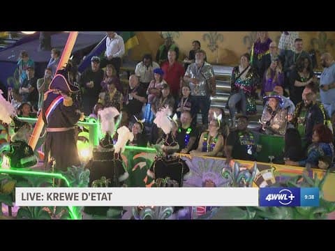 Le Krewe d'Etat accepts the keys to the city and toasts to Carnival season
