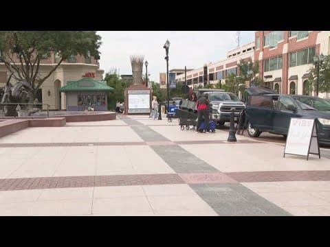 Looking for a deal?  It's Small Business Saturday, something Houston-area shops are ready for