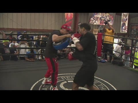 Local boxer hosts open workout ahead of his fight next week in Southeast