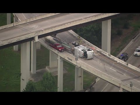Crews continue working on heavy truck crash, hazmat spill on Eastex connector ramp to North Loop