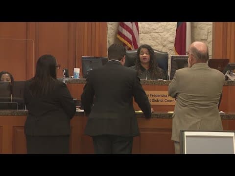 Judge grants temporary restraining order against HISD over new teacher evaluation system