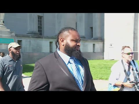 Cardell Hayes will plead guilty to manslaughter on Wednesday