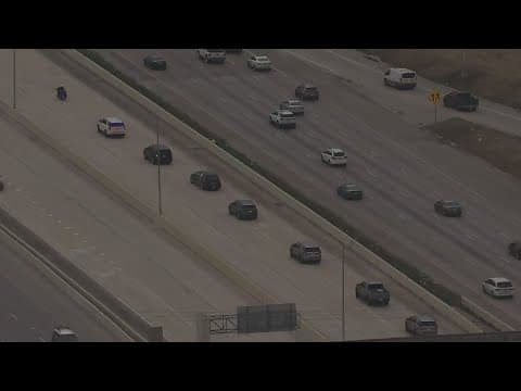 Hundreds of law enforcement vehicles process with body of fallen deputy