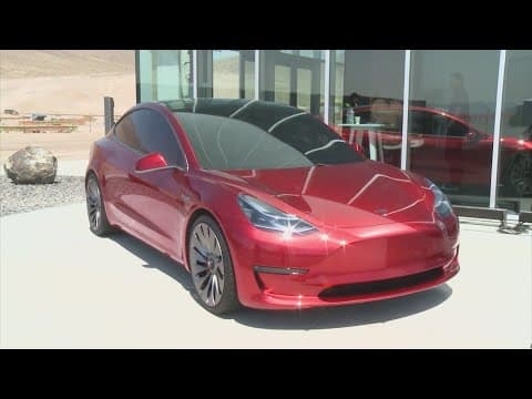 Tesla recalls 200,000 cars over failing backup cams