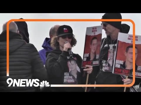 Relatives of Israeli Hostages Shout Messages of Love