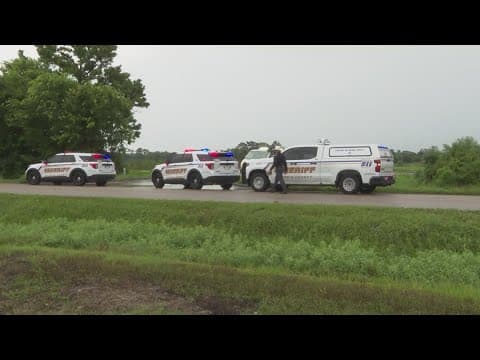 Man found shot, stabbed to death near in parking lot retention pond in northwest Houston, HCSO says