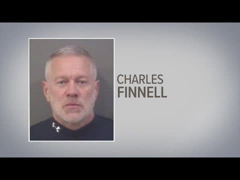 56-year-old man choked, sexually assaulted 26-year-old woman he met on Tinder, Kemah police say