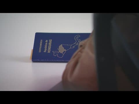 Consulate overwhelmed as emotional families choose to return to Honduras, fearing separation