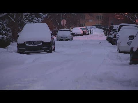 Crews working to clear snow from Indianapolis streets