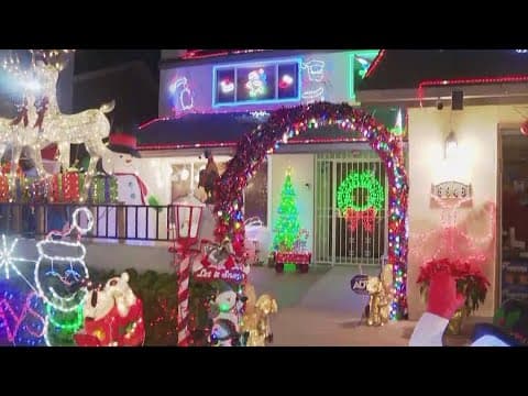 Clairemont home draws large crowds to see decked-out display of Christmas lights