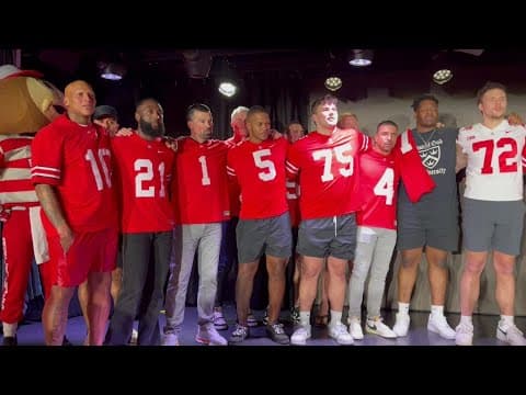 Current, former Buckeyes sing 'Carmen Ohio' during Buckeye Cruise for Cancer