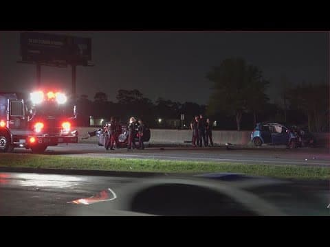 2 killed in crash caused by hit-and-run crash on Gulf Freeway, HPD says