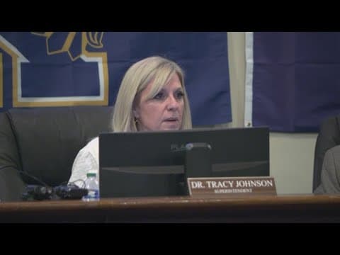 Keller ISD trustees vote to approve superintendent's resignation amid potential district split