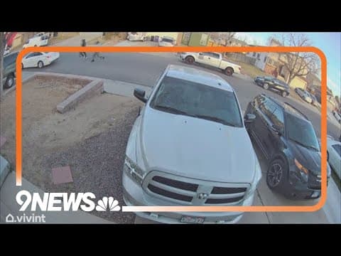 2 mail carriers robbed at gunpoint in Denver