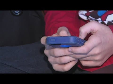 TN Senate passes bill requiring schools to ban wireless communication devices in