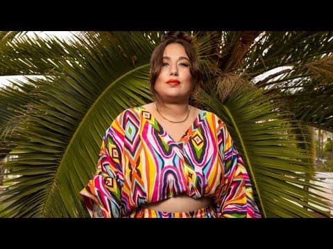 Liza Treyger shares what to expect from her DC Improv shows & her Netflix special 'Night Owl'