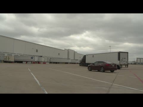 Service being restored to USPS Houston-area facilities, officials say