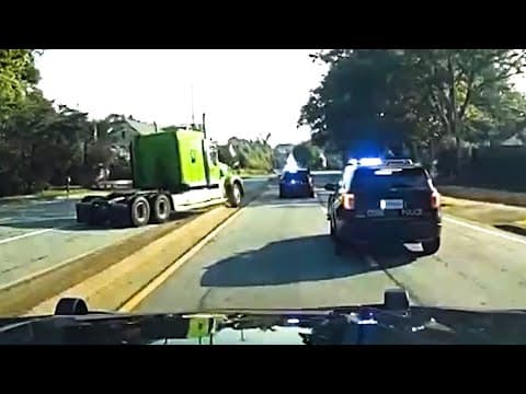 VIDEO: Stolen semi-truck crashes after driver leads police on chase in Georgia