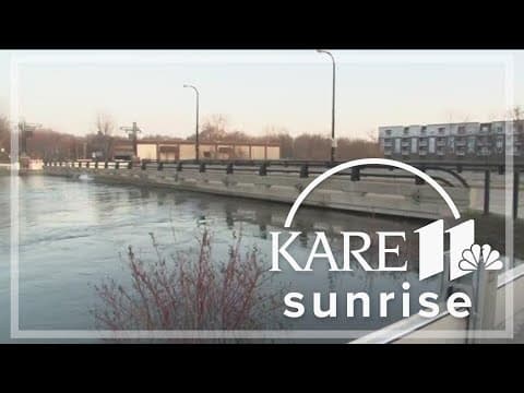 Crow River crests in Delano