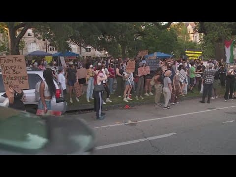 Watch Live: Tulane Protest | Pro-Palestinian demonstrators continue to camp on the university's lawn
