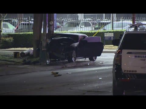 Dallas police car damaged in overnight crash, police say