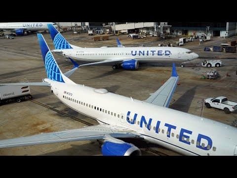 Body found in wheel well of plane in Maui