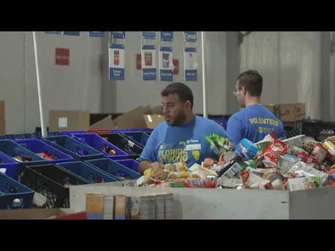 Congresswoman Kathy Castor recognizing local businesses, volunteers who because heroes during hurric