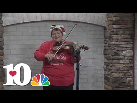 Pickin' on Christmas with Evie and the Elves today at Ijams Nature Center
