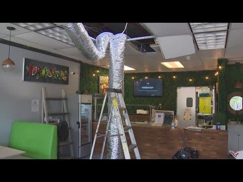 Thief cuts through roof of SW Houston Jewish restaurant to steal prayer books, register