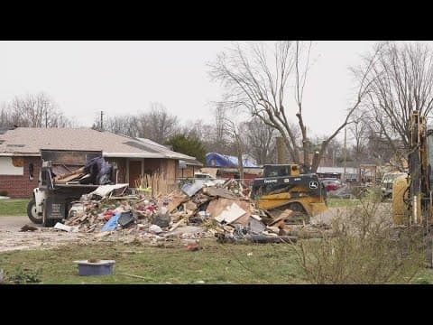 Cleanup continues after EF-3 tornado in Winchester