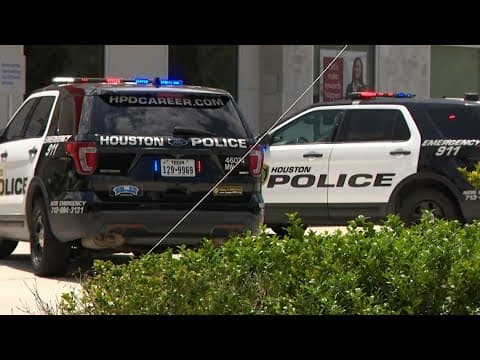 FBI believes 'Sticky Note' bandit tried to rob Galleria-area bank