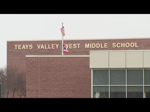 Teays Valley parents debate the pros and cons of mask requirements at schools