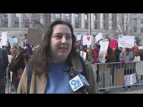 USAID workers given 15 minutes to clear out their desks and leave