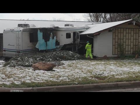 RV crashes into North Texas home
