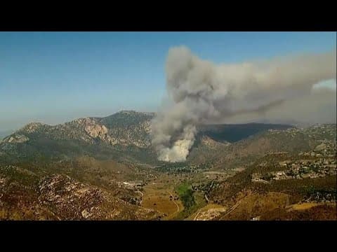 Monte Fire | Brush fire in Lakeside burns 200+ acres | Chopper aerials