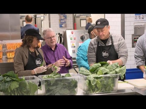 Kamala Harris volunteers alongside family members at DC Central Kitchen Thanksgiving Day