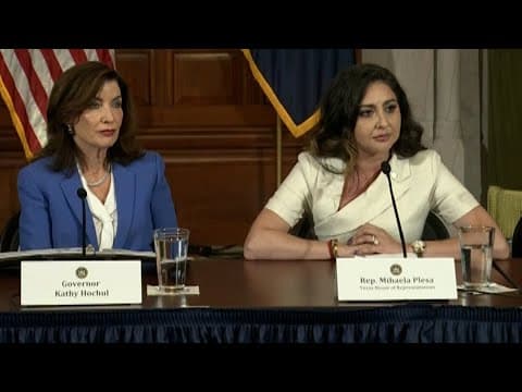 Full presser: Texas Democrats and Gov. Hochul hold press conference on breaking quorum