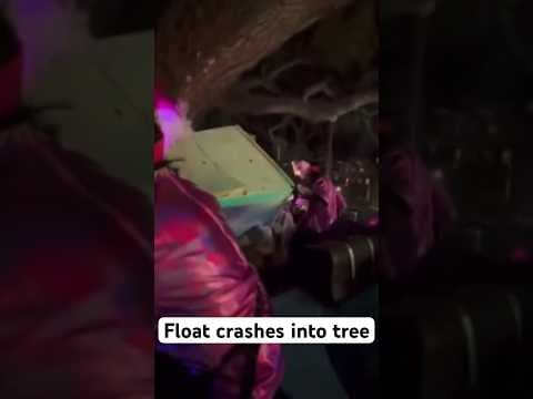 Float crash video sparks concern for New Orleans during Carnival season #mardigras