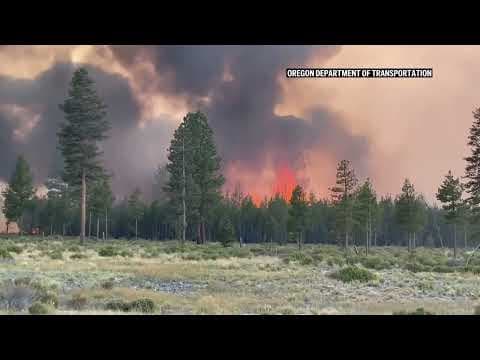 Wildfires rage in Oregon, including largest one in US