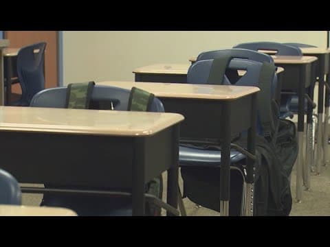 Texas lawmakers considering public school funding
