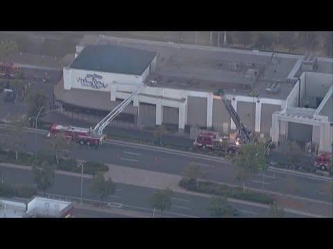 Crews knock down 2nd alarm fire at Vine Ripe Market in La Mesa