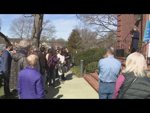 Hateful vandalism prompts community rally in Arlington County