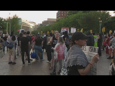 As Israel-Iran conflict continues, protesters gather outside White House