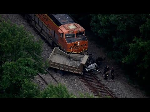 Officials give update on deadly train vs. truck crash in Richmond area